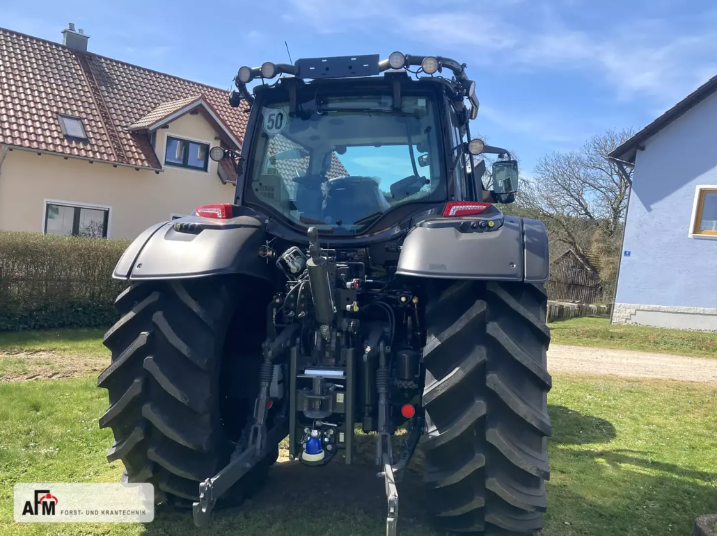 Valtra N-Serie / N 155